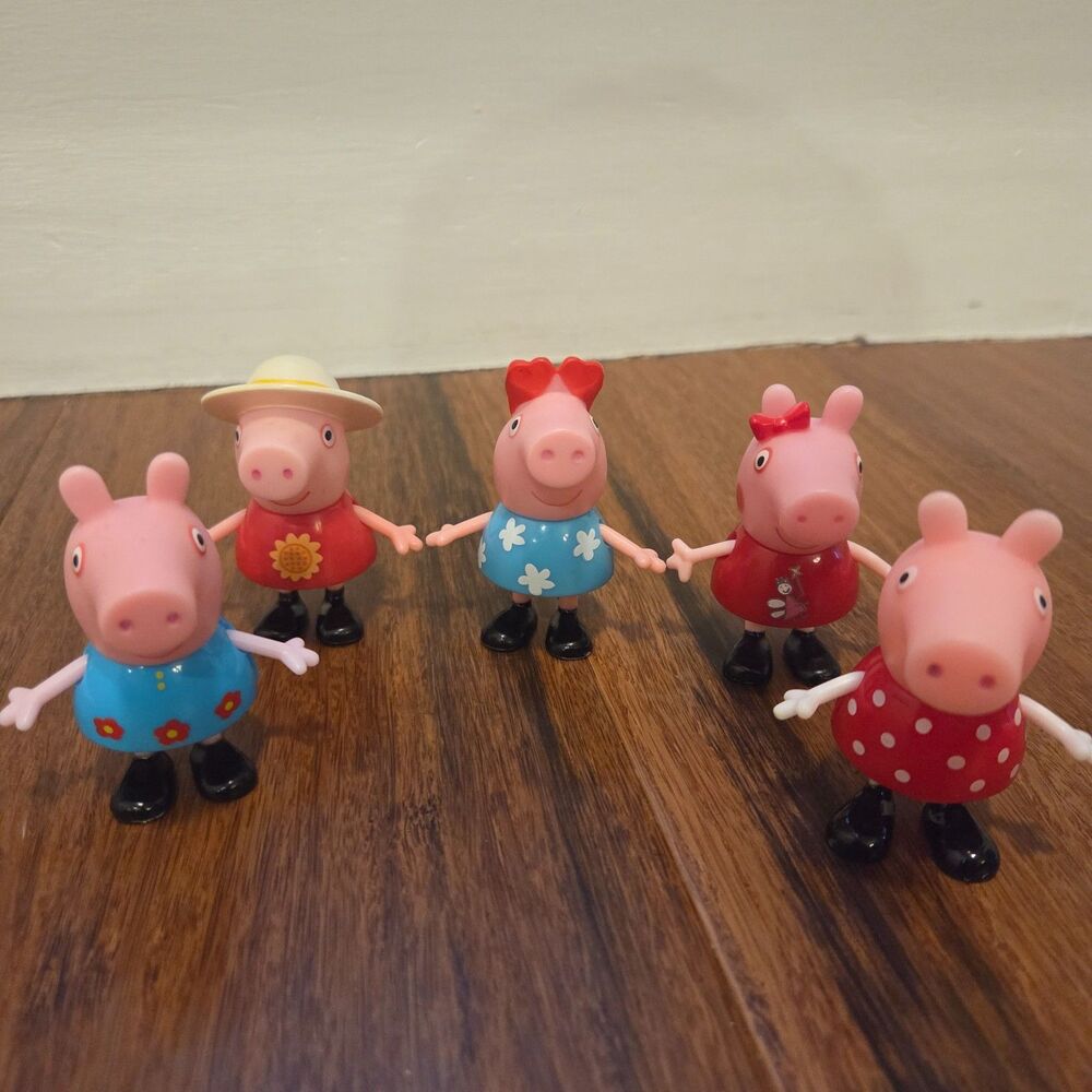 Peppa Pig Jazwares Dress Up Figure Lot Floral Sun Hat Polka Dot 5 Figures